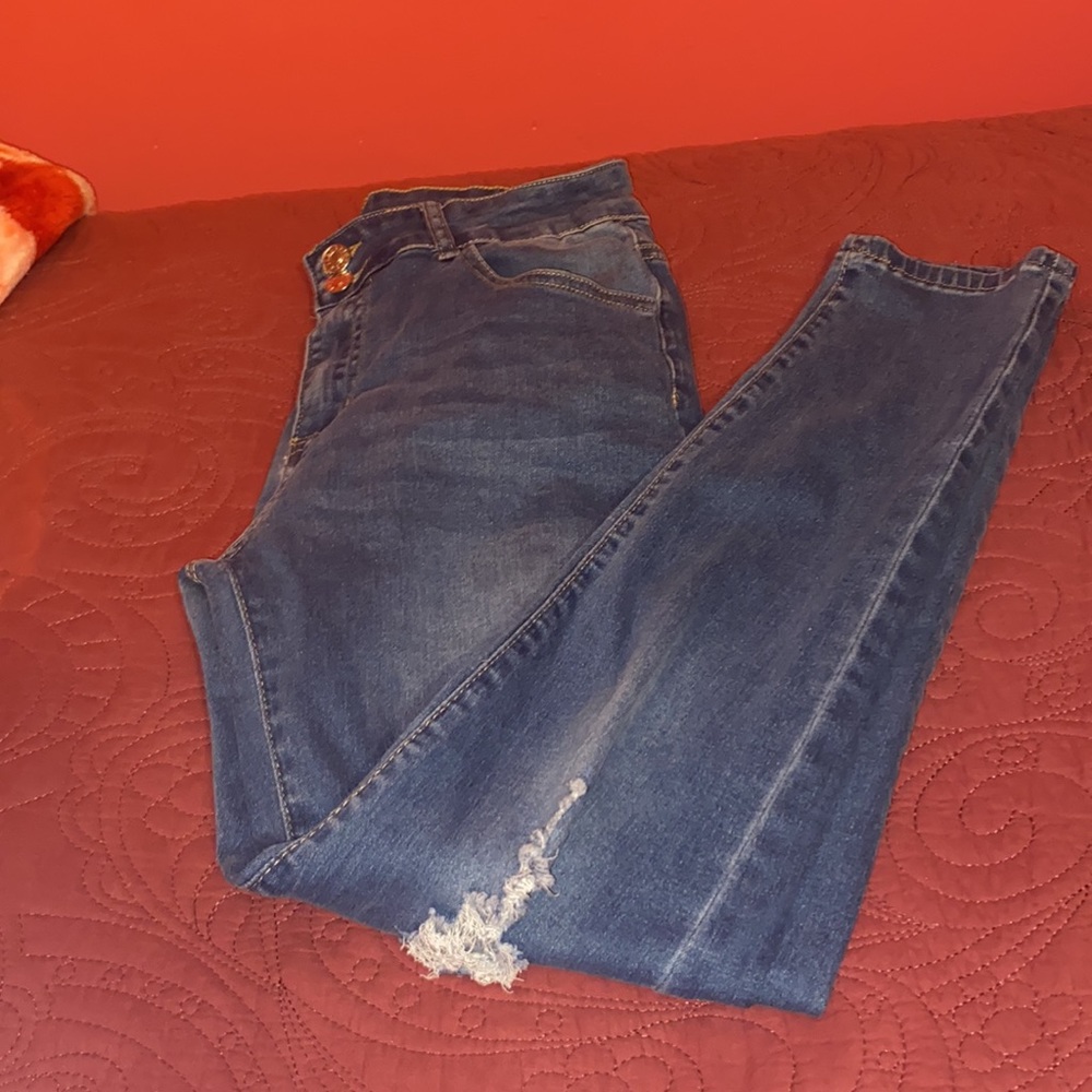Jeans - Picture 2 of 2